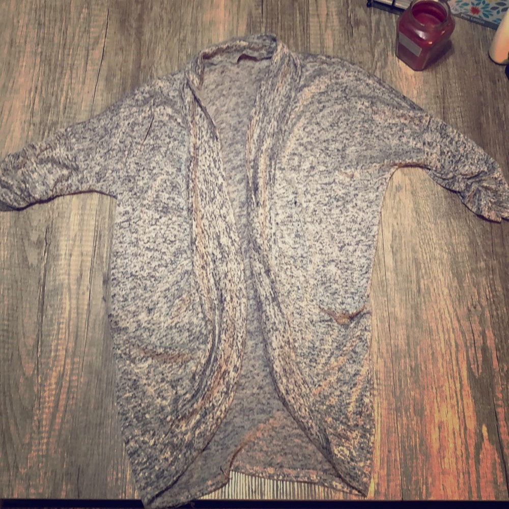 Gray/Beige cardigan, 3/4 sleeves with pockets